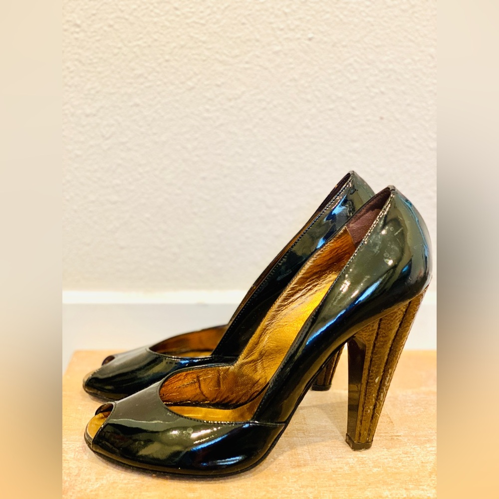Vintage Giuseppe Zanotti Vicini Made in Italy Patent Leather Heels